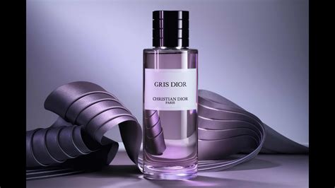 gris dior perfume review